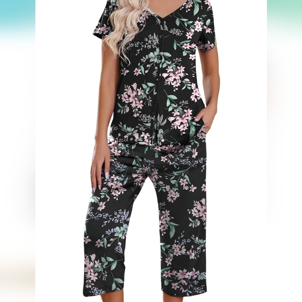 Afifei Women's Sleepwear Capri Pajama Sets Short   Sleeve  NWT Size S - Picture 2 of 15